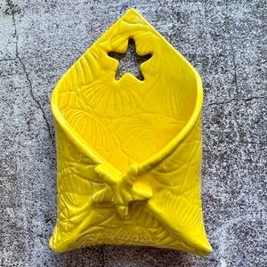 Handmade Yellow Starfish Ceramic Wall Pocket